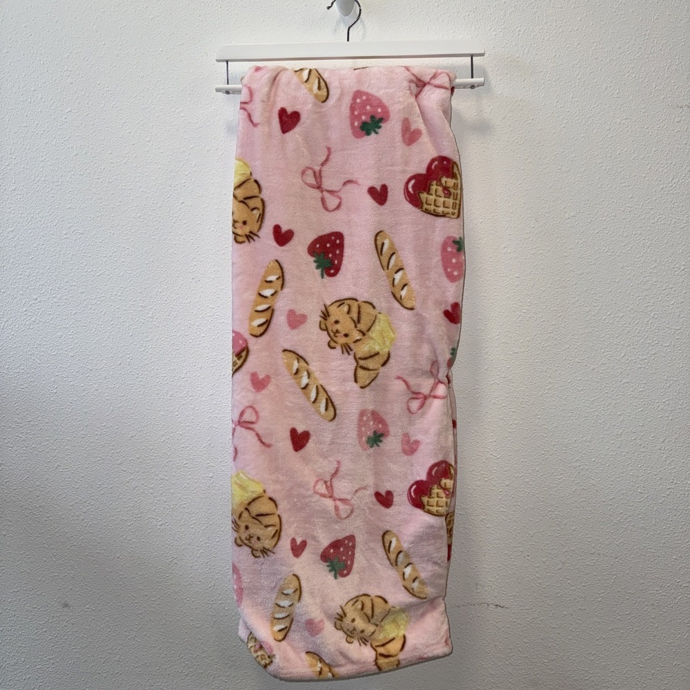 VALENTINES DAY PLUSH Pink THROW BLANKET 60x70 Croissant Cat Strawberry Bow Heart